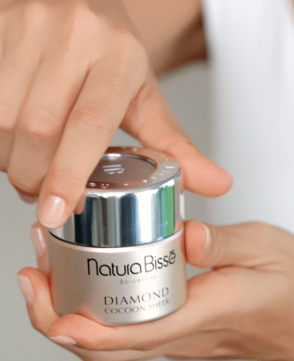DIAMOND COCOON SHEER CREAM SPF 30 PA++ - Imagen 10