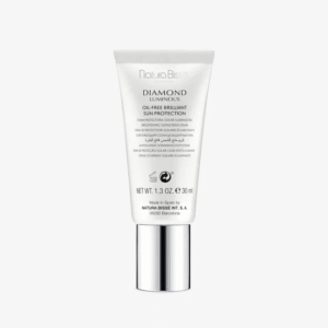 DIAMOND SPF 50 PA+++ OIL-FREE BRILLIANT SUN PROTECTION