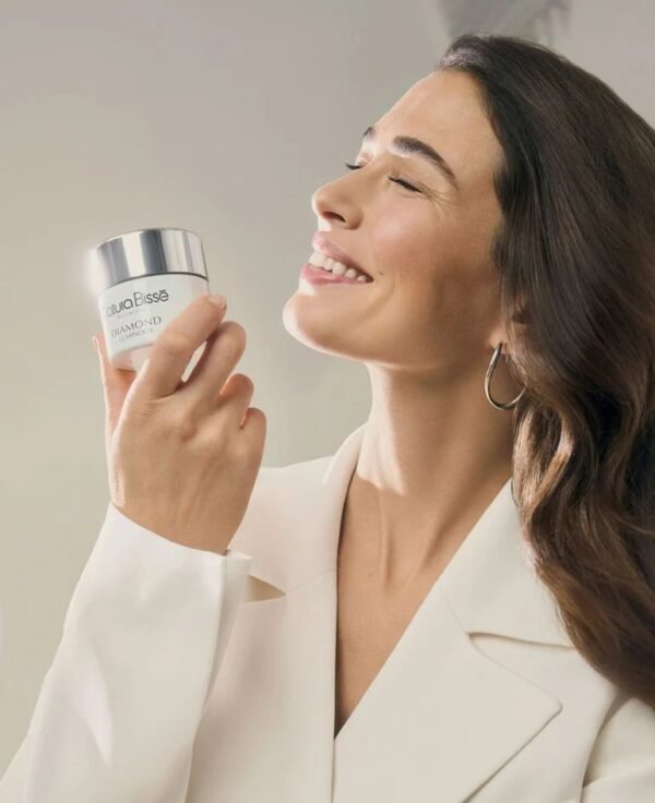 Diamond Luminous Perfecting Cream - Imagen 7